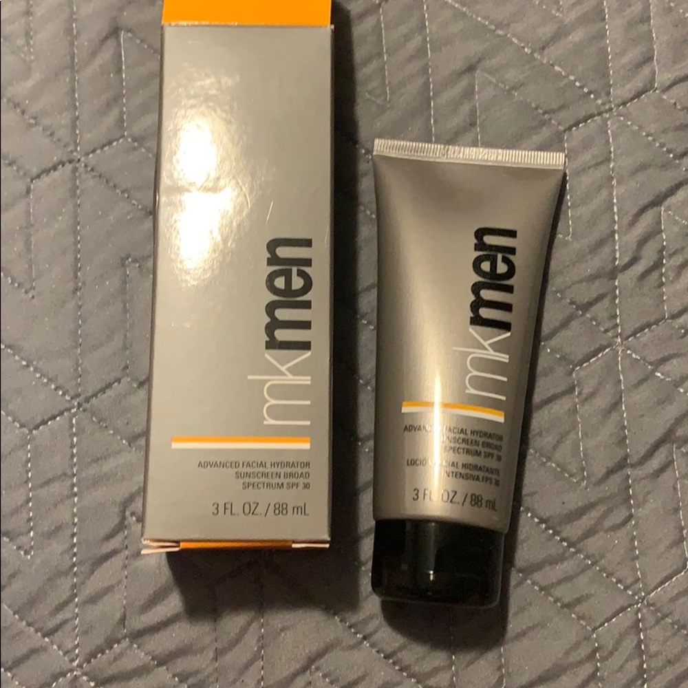 Sunscreen broad